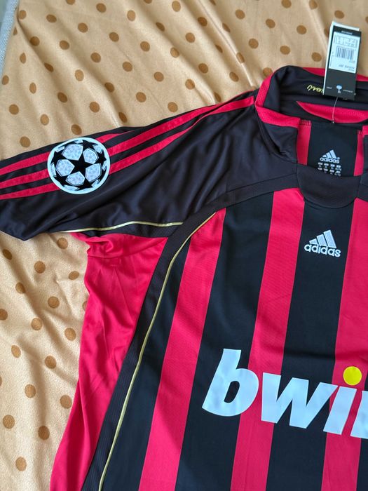 Tricou Milan 2007 home finala champions league cu badgeuri