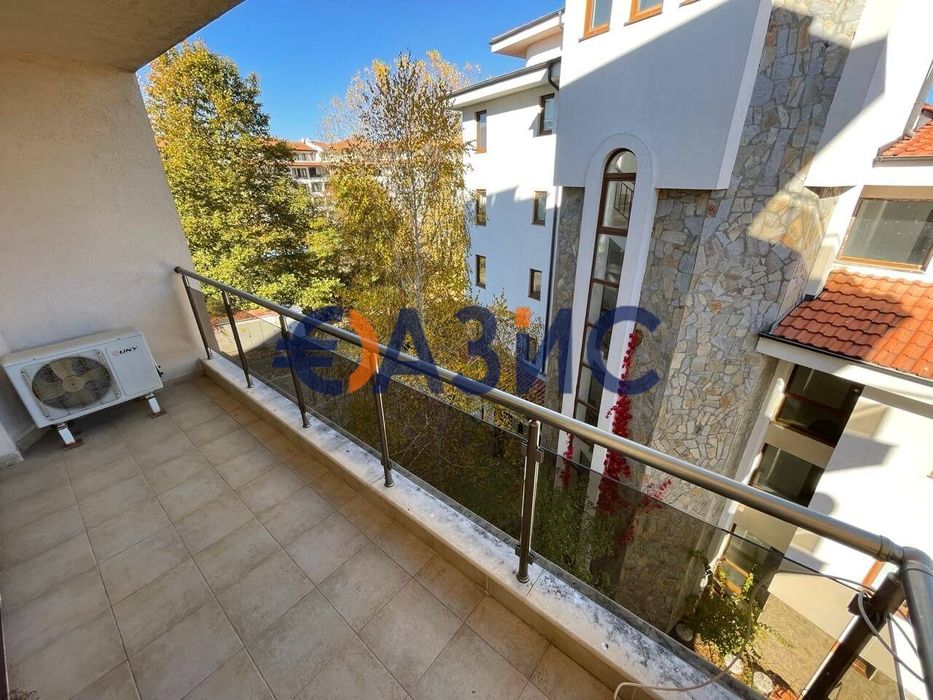 Продава се Тристаен апартамент в к.к. Слънчев бряг - 105 кв.м за 559 €/кв.м - Снимка #12