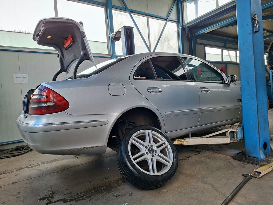 оригинални амг джанти  гуми 245/40/18R