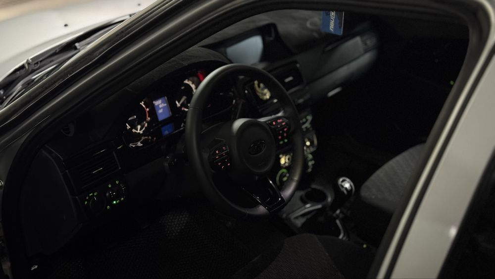 Продам руль на приору