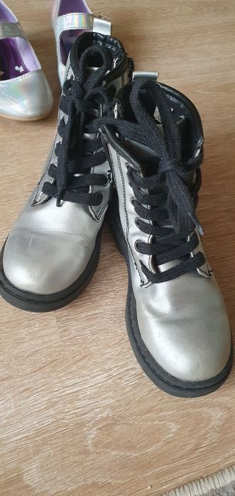 Детскии обувкии!