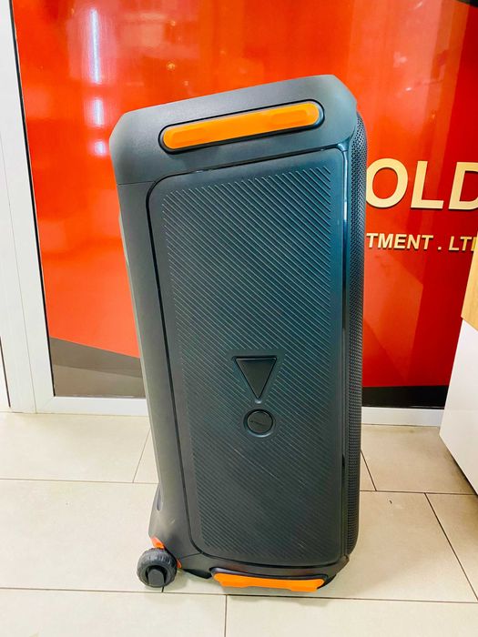 НОВА !!! JBL PartyBox 710, 800W, Black