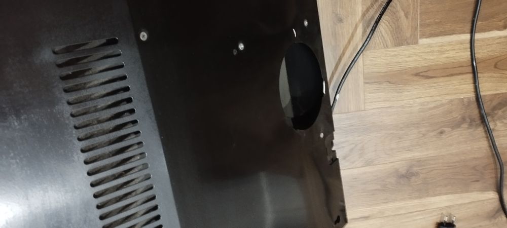 Продам кухонную вытяжку