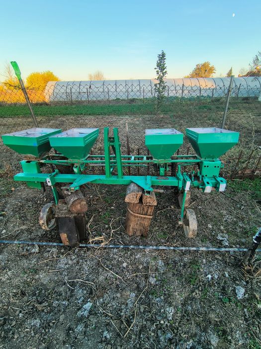 Vând utb 445. +Utilaje