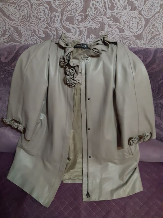 Продам кожаный плащ