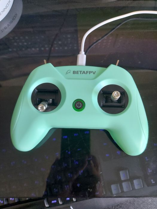 Продам пульт betafpv literadio 2 Sim controller