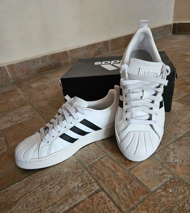 Дамски кецове Adidas ,номер 37 1/3