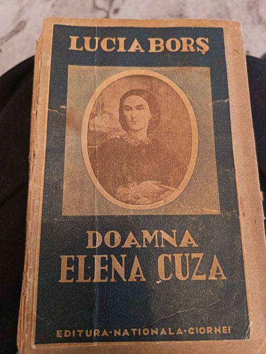 Vind carte veche, Doamna Elena Cuza