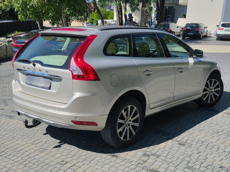 VOLVO XC60 2016 — imagine 3