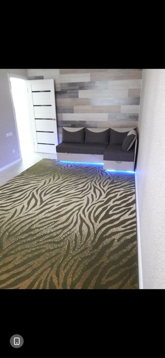 Продам ковёр в хорошем состоянии