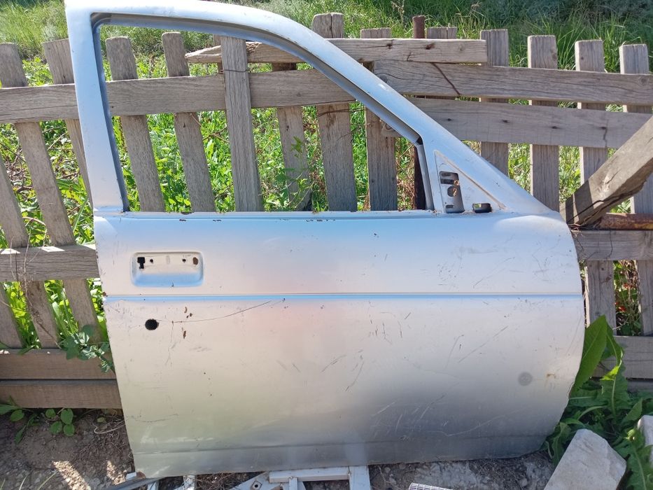 Дверь ВАЗ 2110 продам