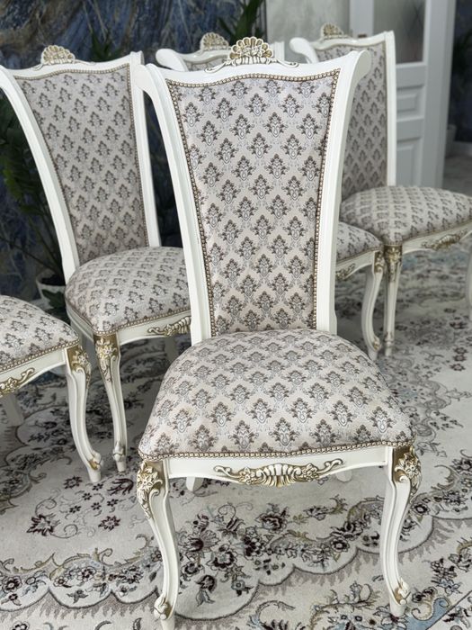 Стулья для гостиной 6 штук