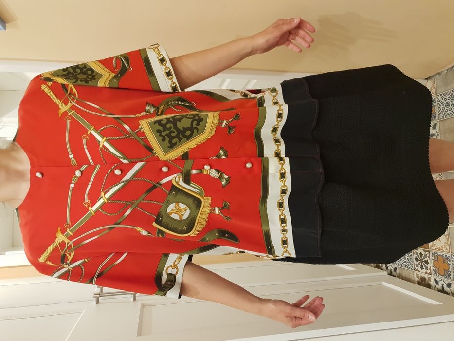 Продавам дамски блузи с къс ръкав модел риза