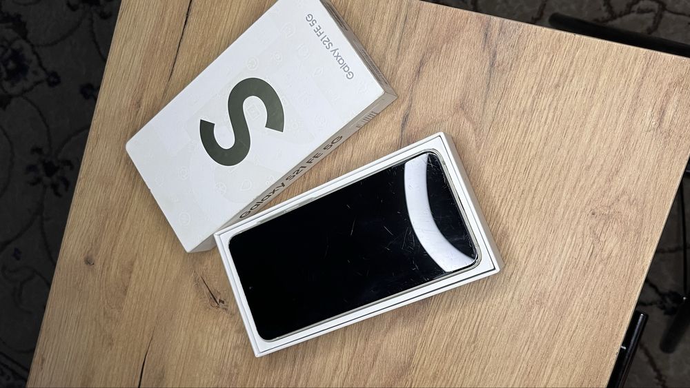 Samsung S21 fe 128гб