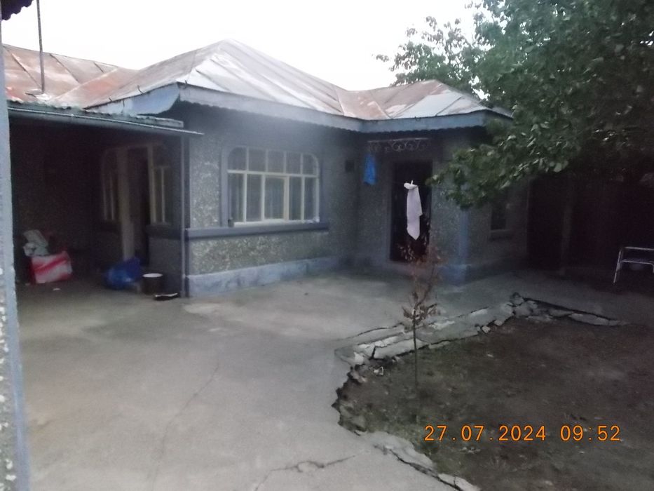 Casa de vânzare str Bucuresti nr 389