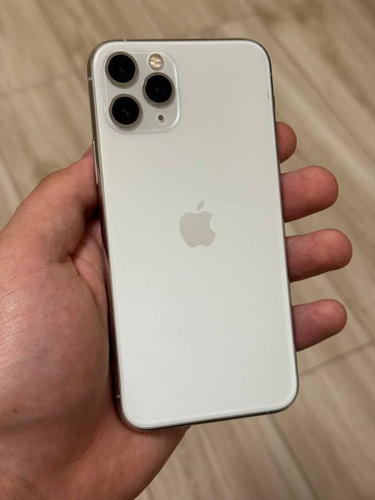 iPhone 11 Pro в идеальном состоянии
