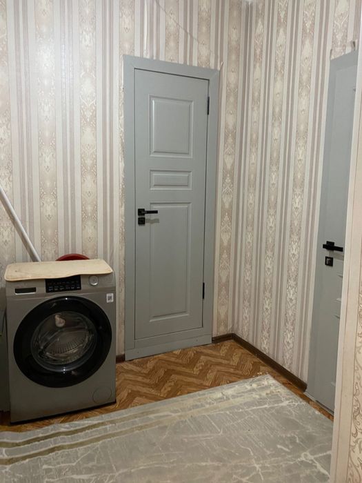 Продам 4 комнатную квартиру