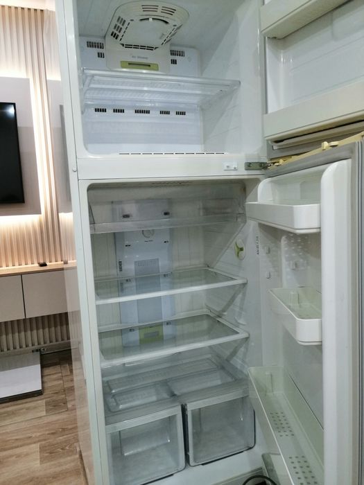 Продам холодильник Самсунг