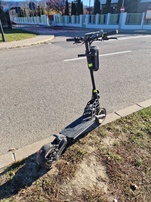 Trotineta electrica MYRIA MY7046, 10 inch, pliabila, negru