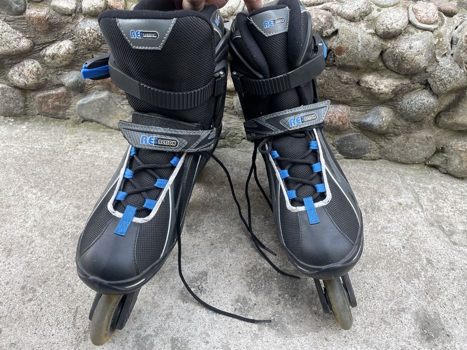 Роликовые коньки