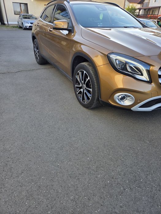 Mercedes GLA 180