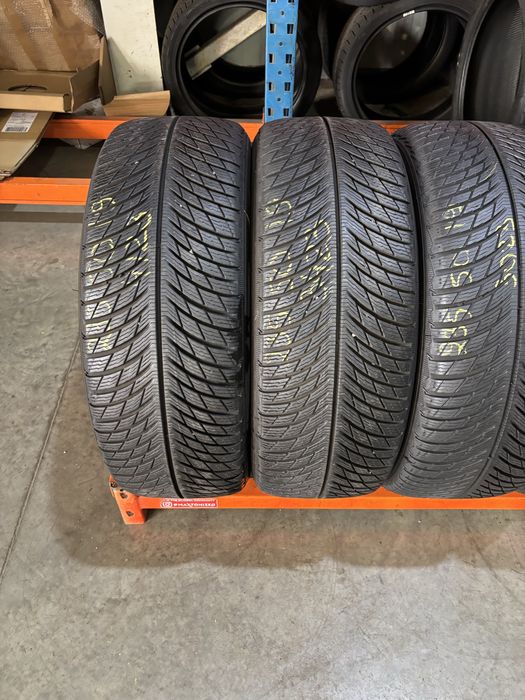 Anvelope Iarna 235/50/19 Michelin Pilot Alpin 5 235 50 19 R19