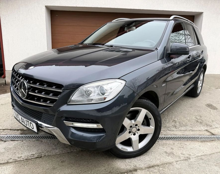 Mercedes-Benz ML *** Dealer Auto *** Garantie / Rate / Buy-Back / KM reali