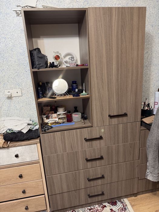 Продам мебель в спальню или офис