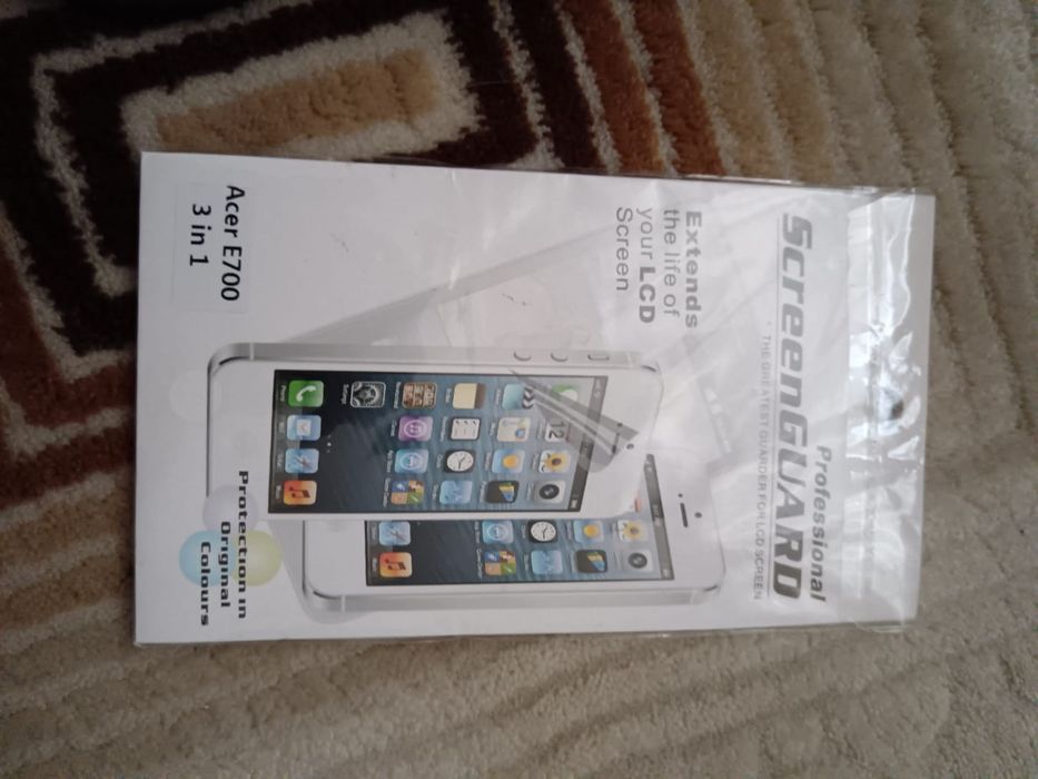 Telefon Acer Liquid E700 trisim