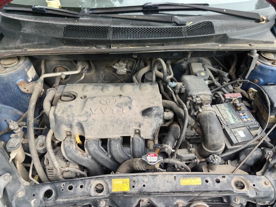 Тойота ярис 1.5 105к.с На Части! Toyota Yaris 1.5 VVTI