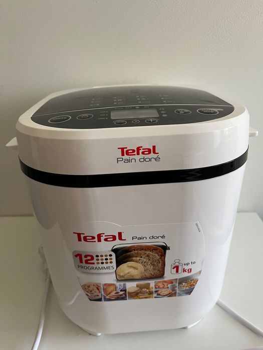 NOUA-Masina de paine Tefal Pain Doré PF210138, 700 W, 1000 g, 12 programe, 3setari, alb/ negru