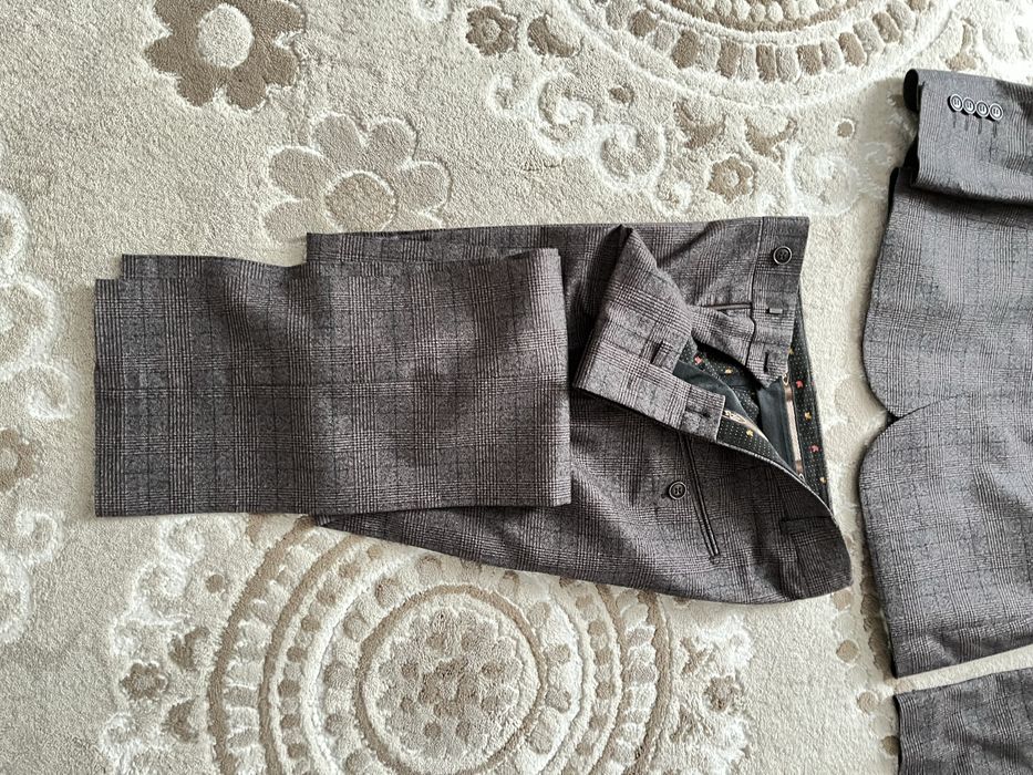 Пиджак и брюки мужские