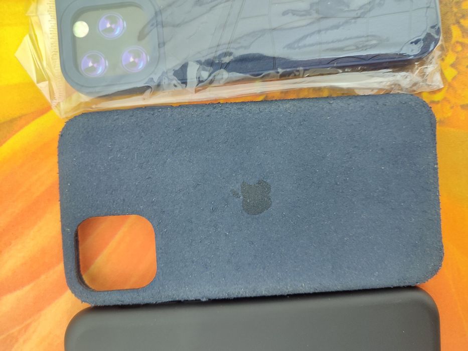 Чехлы на iphone 11 pro новые