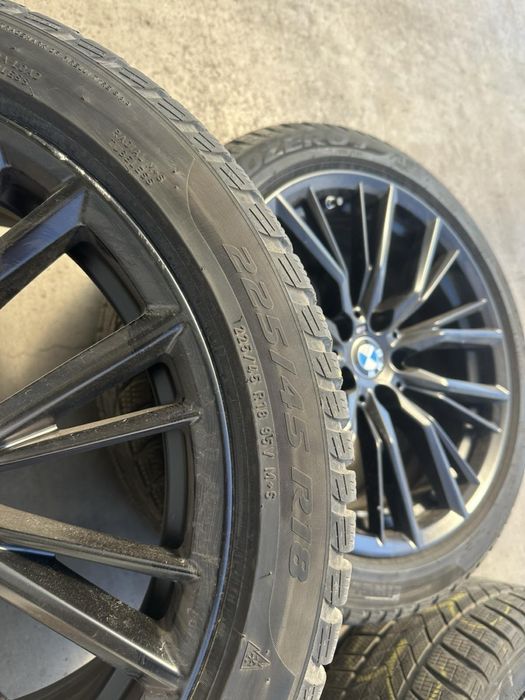 BMW G20 225/45/18 255/40/18 Pirelli