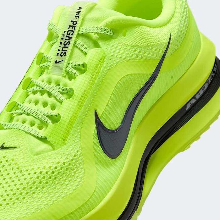 Nike - Peagsus Premium "Volt" HQ2592-700 Оригинал Код 220