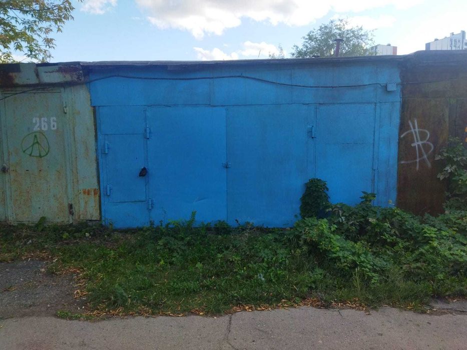 Продам просторный гараж 26м2