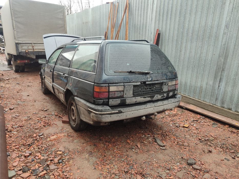 По запчастям продаётся пассат Б3 универсал