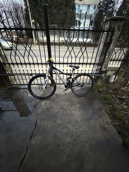 Bicicleta full suspension nakura complite 100