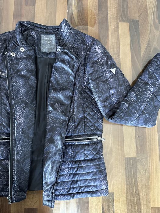 Пролетно яке на GUESS