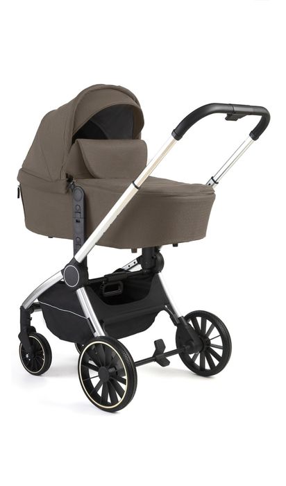 Продам коляску 3в 1