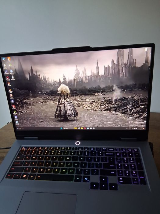 Laptop Lenovo Loq RTX 5060