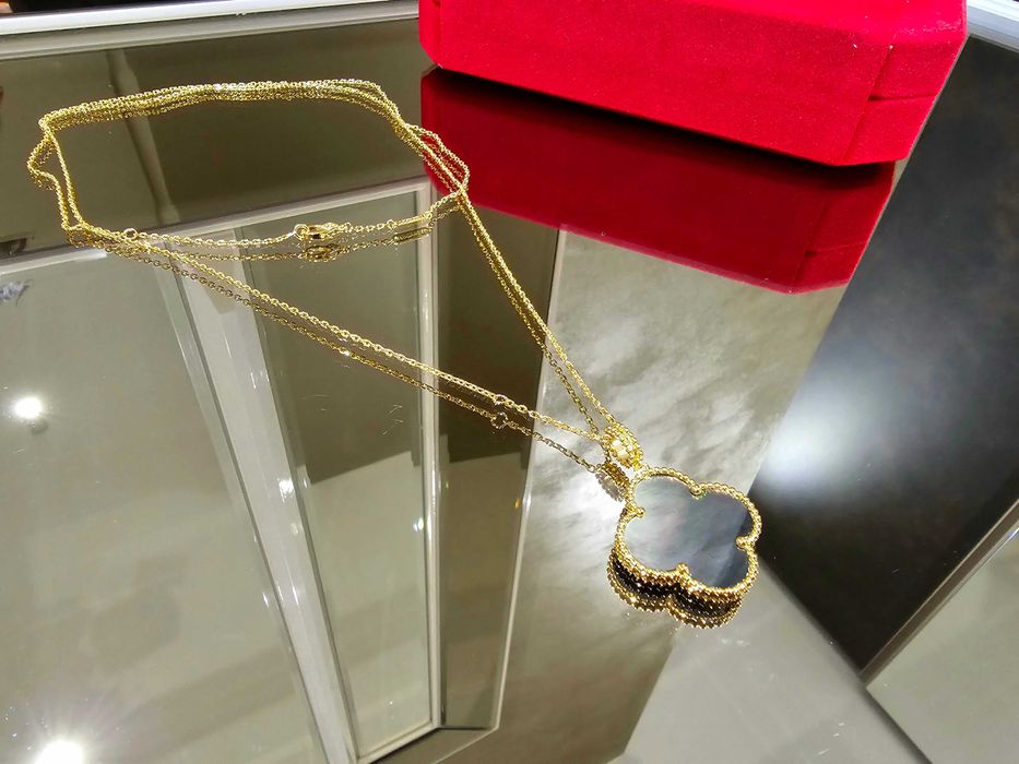 Van Cleef & Arpels VCA Gold Grey Mother Pearl Long Magic Дамско Колие