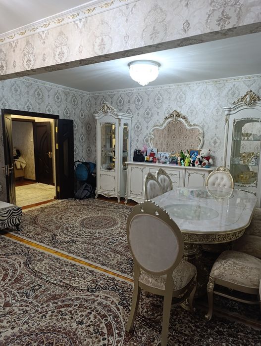 Срочно продаю квартиру 90 кв/м. 19 Квартал Юнусабад 3/4/5