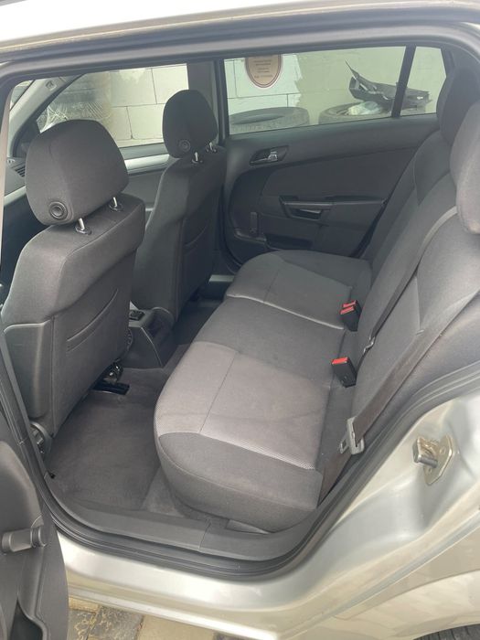 OPEL Astra 2010 — imagine 2