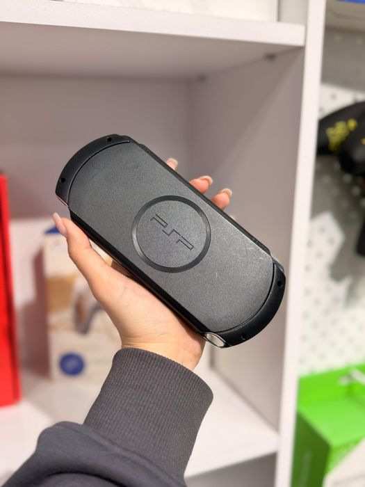 PSP E1008 (не новый)