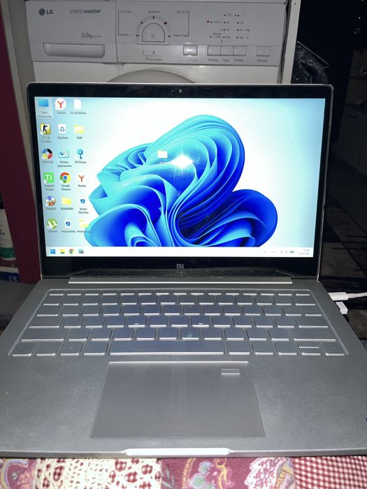 Продам Ноутбук  Mi Notebook