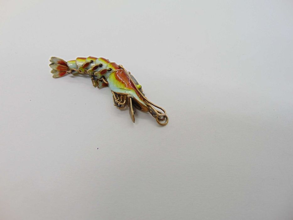 Pandantiv cutiuta crevete din argint aurit cu email, China