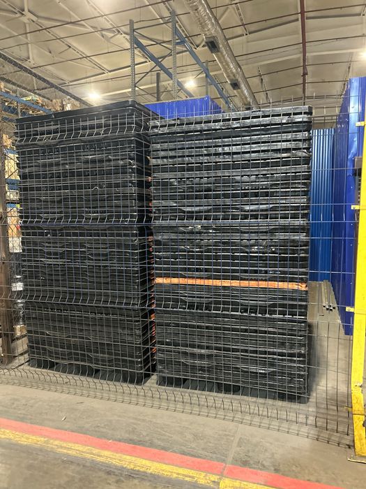 Паллет , поддон пластиковые