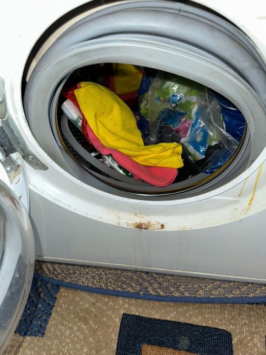 Продам стиральную машинку