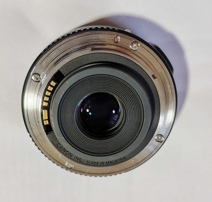 Obiectiv 24 mm/2.8 canon